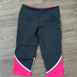 Victoria secret Cropped Leggings